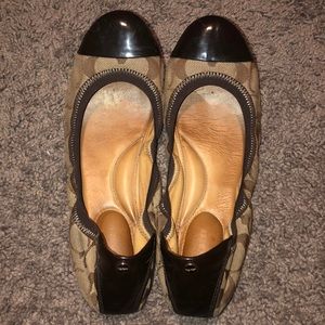 Coach flats